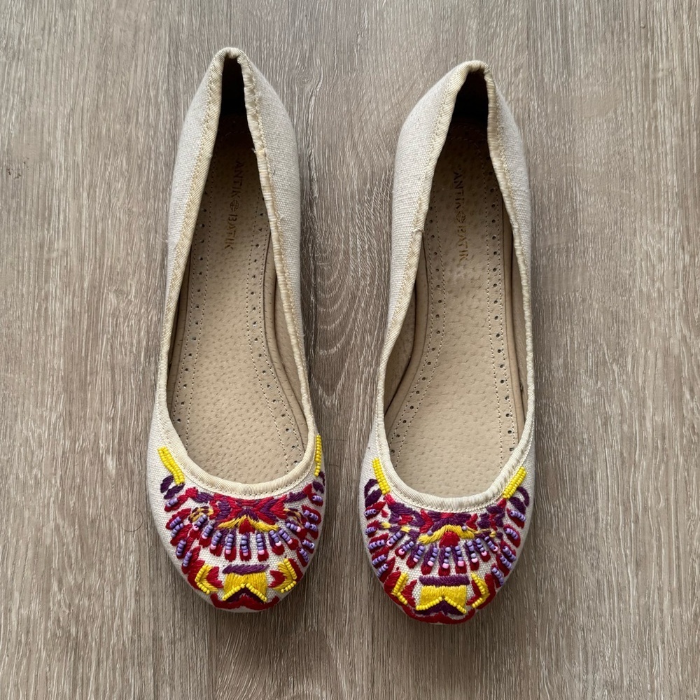 Antik Batik Womens Multicolor Beaded Cream Ballet Flats Size 37 / Size 7
